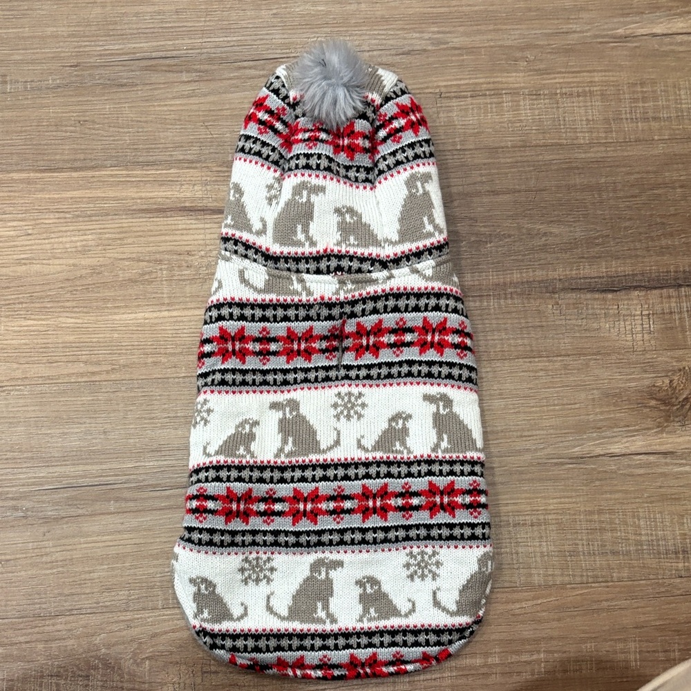 Festive Dog Pattern Hooded Knit Holiday Sweater 🐶 🎄